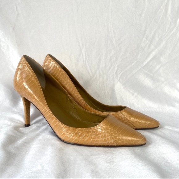 Lauren Ralph Lauren Yellow Faux Snakeskin Heels - Picture 2 of 11